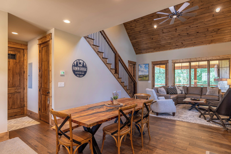 Interior 2, Fawn Ridge at Eagles Nest, Avery