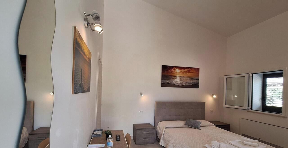 Bedroom 3, Giardino D'Oriente Rooms & Suites, Lecce