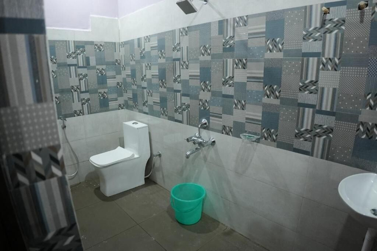 Bathroom 3, Hotel Asha Palace By Basotel, Deoghar