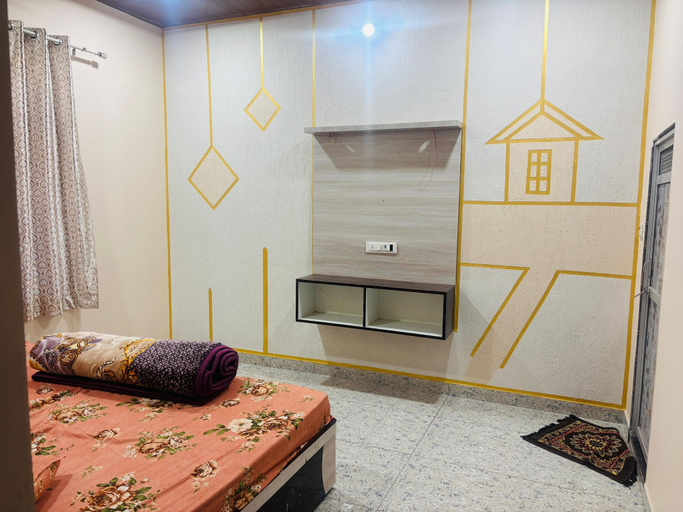 Room 3, Khatoo palace Rameshwaram, Sikar
