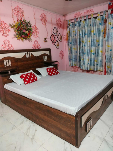 Room 1, Revivo Hotel shree palace, Kanpur Nagar