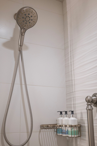 Bathroom 4, Villa L'Auberge, San Diego