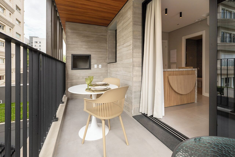 Outdoor dining 4, Temple 211, Curitiba