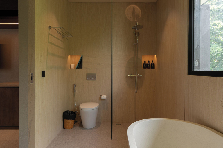 Bathroom 2, The Akasha Berawa Luxury Villas, Badung