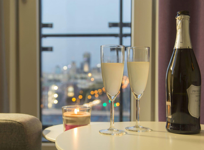 Food & Drinks 5, Vola Residence, Warsaw