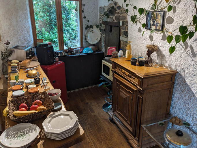 Food & Drinks 5, Chambres d'hotes Les Chatougoulis, Ariège