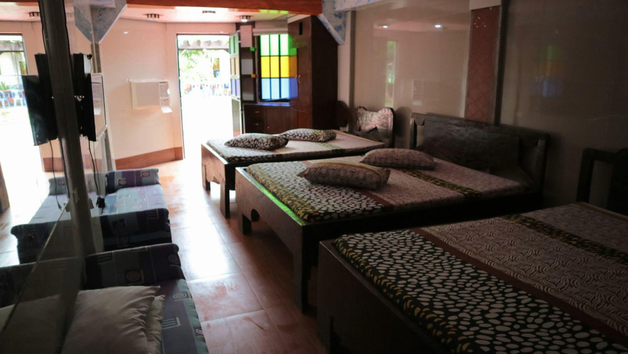 Bedroom 2, Nipa Hut Resort, San Leonardo