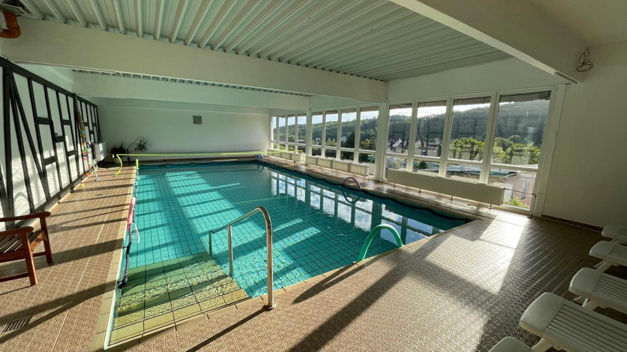Sport & Beauty 2, WELLNESS Hotel UHLENBERG, Euskirchen
