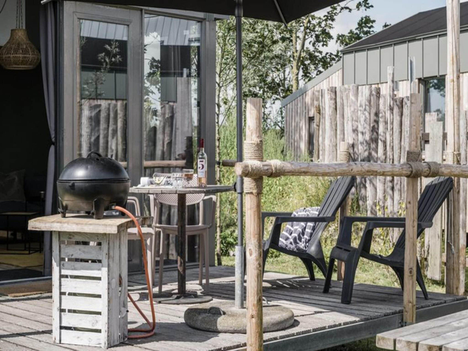 3, family Beach Getaway, Zijpe