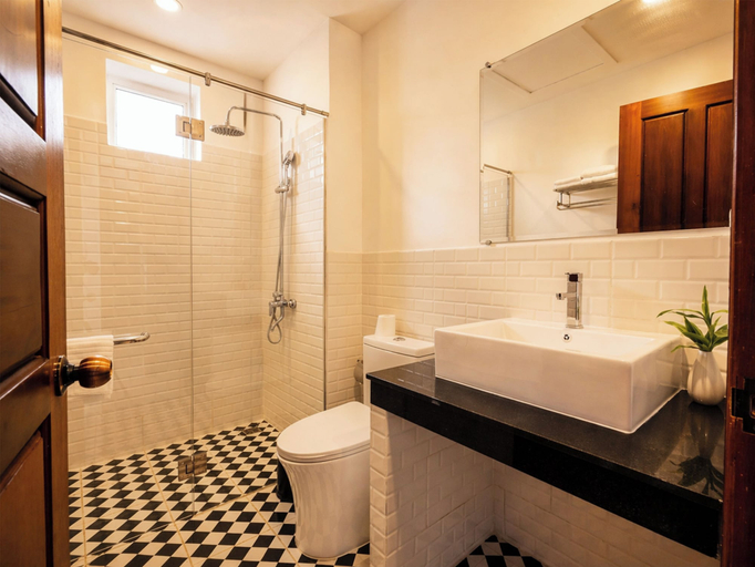Bathroom 5, Le Kree Downtown Hotel, Ruessei Kaev