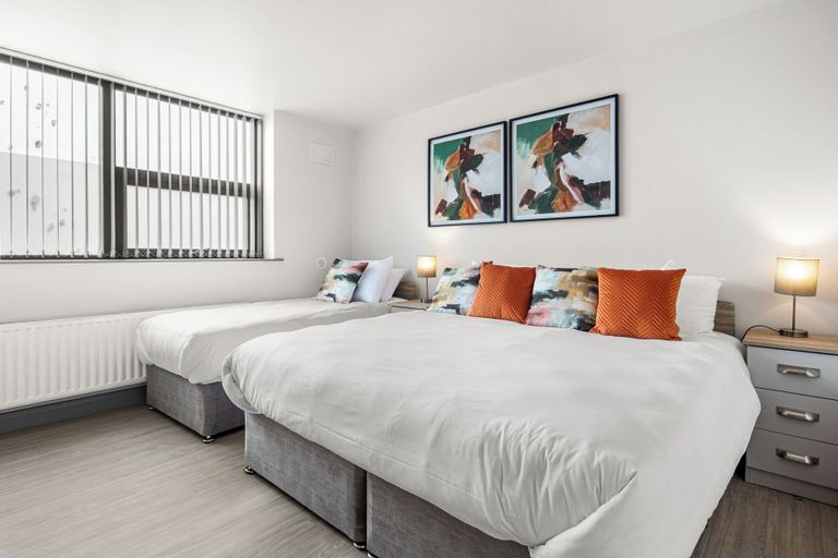 Room 5, Clanbrassil Townhouse