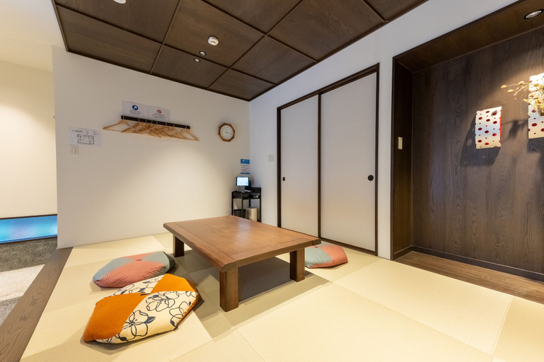 Living area 2, Irodori Hotel AKANE, Fukuoka