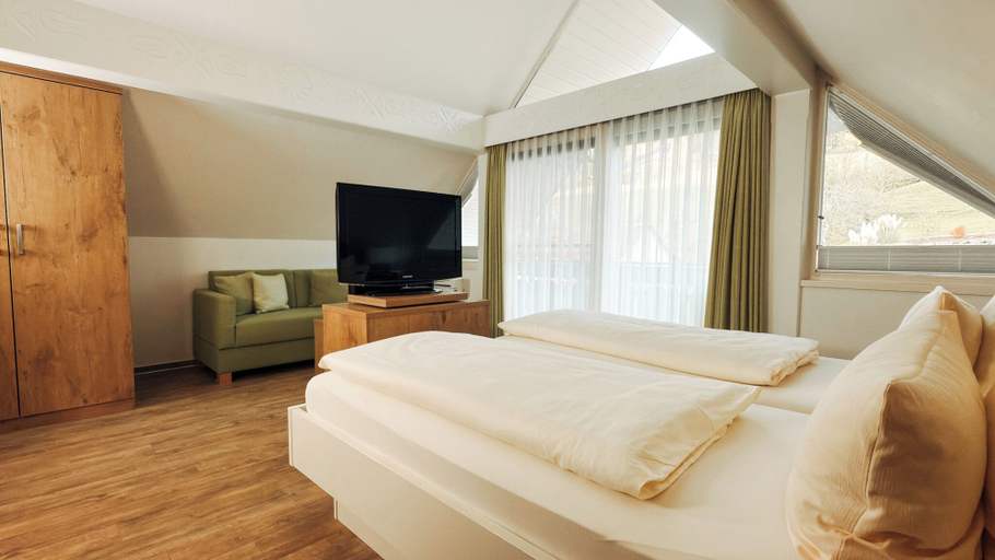 Bedroom 3, Hotel Garni Bergblick, Ortenaukreis