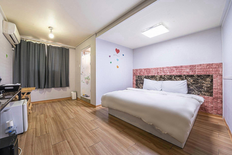 Bedroom 2, Jongno (Daehakro) Hyehwa Inn, Jongno