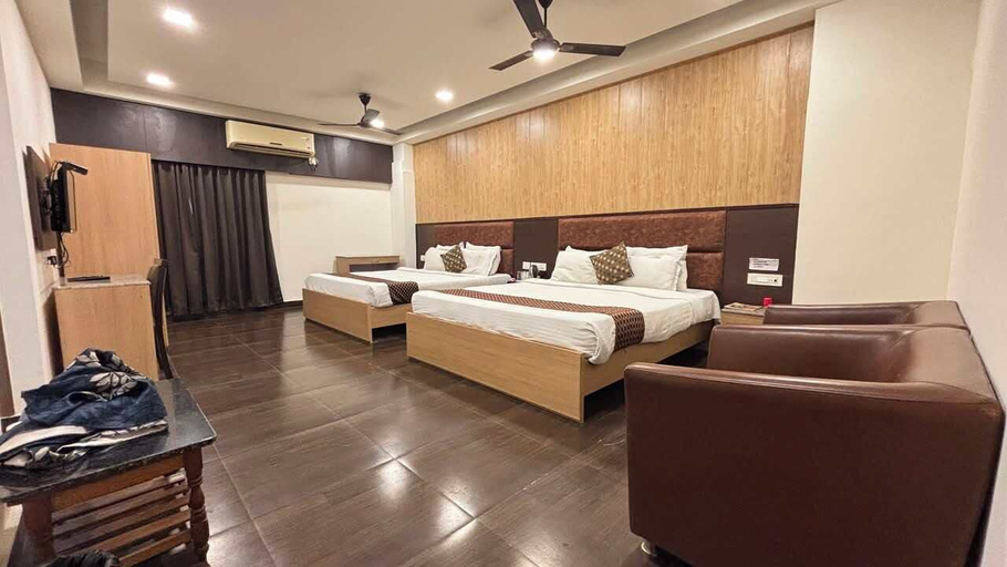 Bedroom 5, Sumitel Central Park Hotel & Banquet, Jalpaiguri