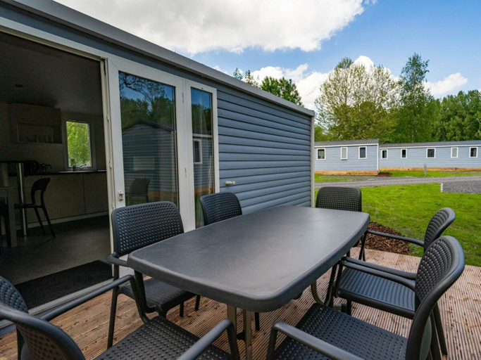 Outdoor dining 4, Holiday Home in Amstelveen With Terrace, Amstelveen