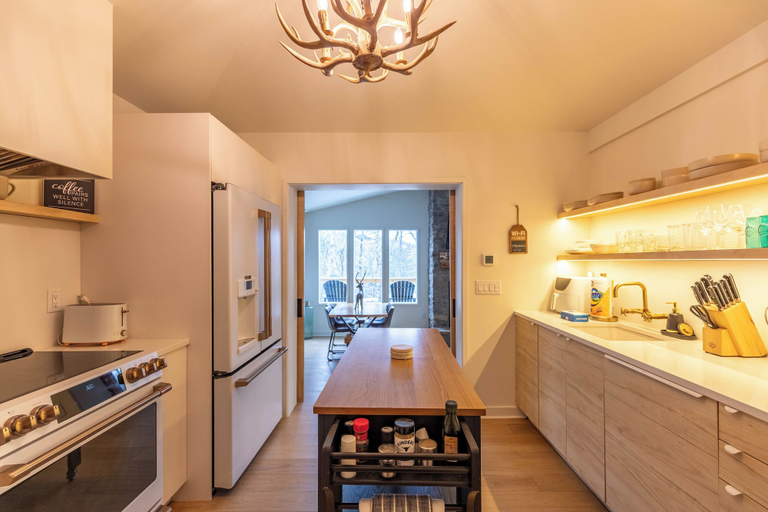 Interior 4, Moondrift Retreat at Linville Land Harbor, Avery