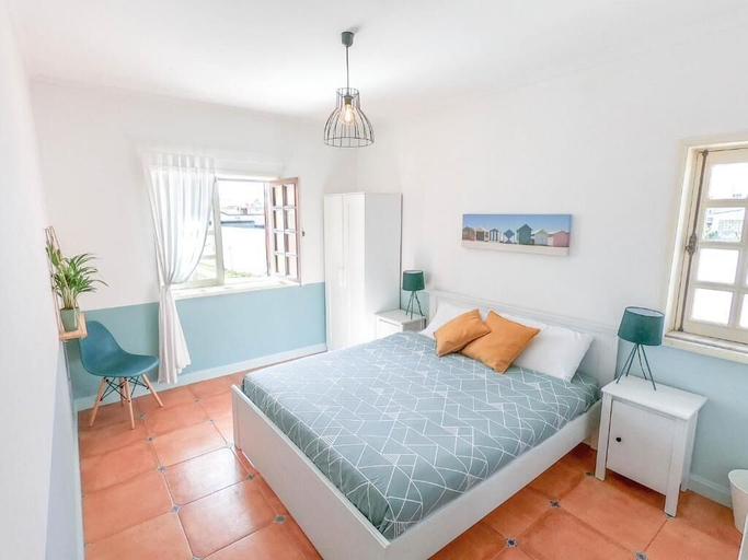 Room 2, OLA Guesthouse, Ovar