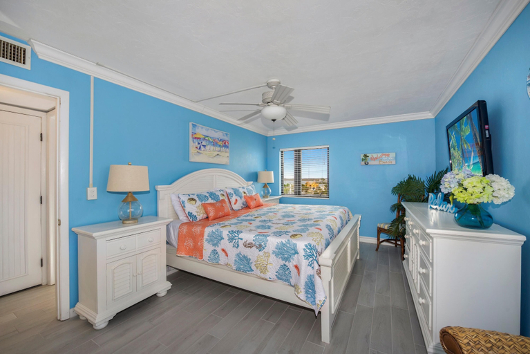 Bedroom 4, Bel Air Beach Club Penthouse 503, Lee