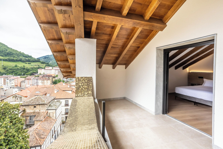 Terrace/patio 3, Hotel Truita, Asturias