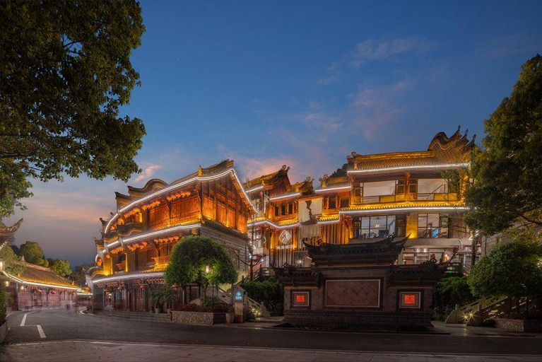 Exterior & Views, Yeebo Xiuhu Resort Hotel, Chongqing