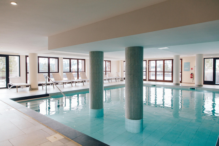 Pool 5, Mountainside Suite With Hot Tub, Haute-Savoie