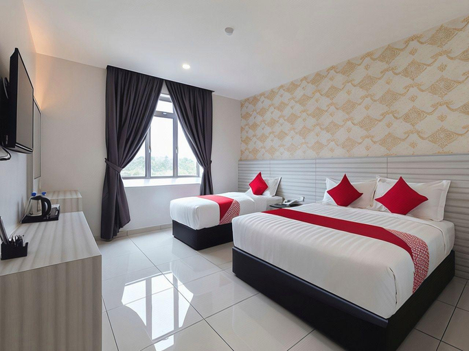 Bedroom 2, B&L Hotel, Batang Padang