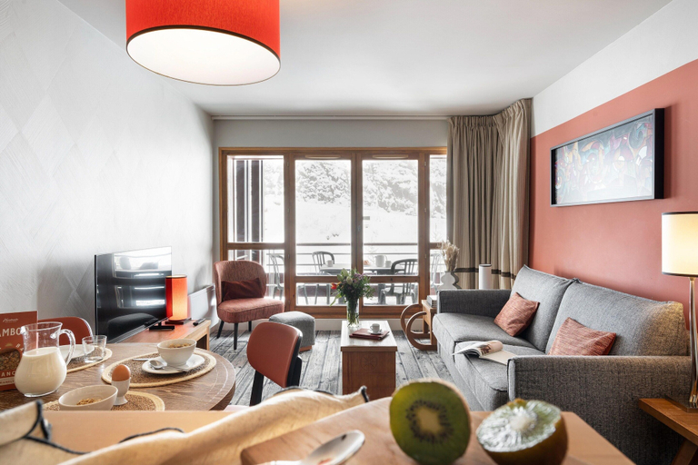 Living room 5, Aesthetic 4-person Alpine Sanctuary, Haute-Savoie