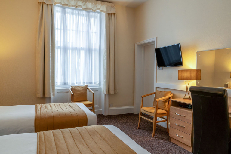 Bedroom 2, The Clifton Hotel, North Yorkshire