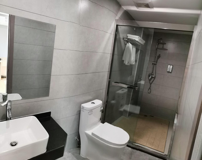 Bathroom, Fengshan Puerman Boutique Hotel, Hechi