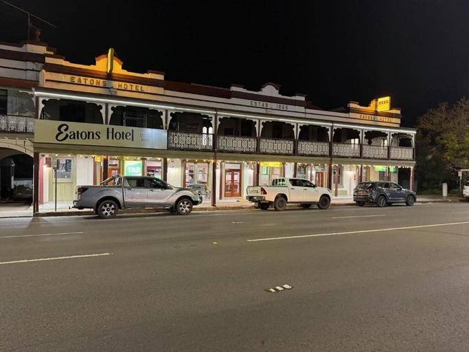 Exterior, Eatons Hotel, Muswellbrook