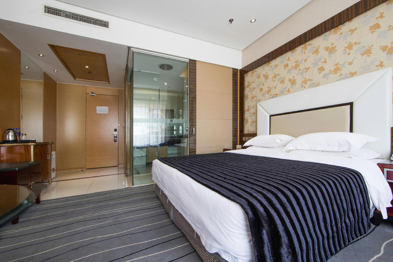 Bedroom 2, Kaisheng Xingfeng International Hotel, Beijing