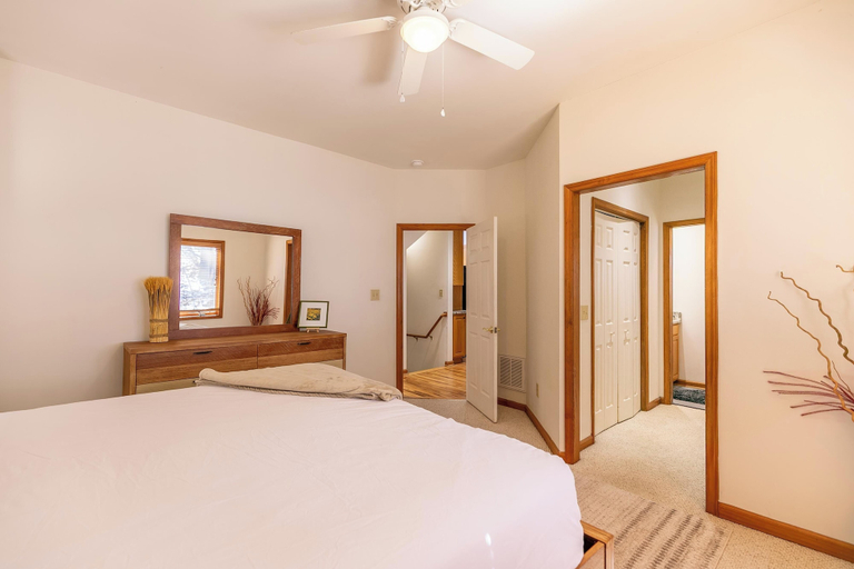 Interior 3, A Change of Scenery at Yonahlossee 5 BR, Watauga