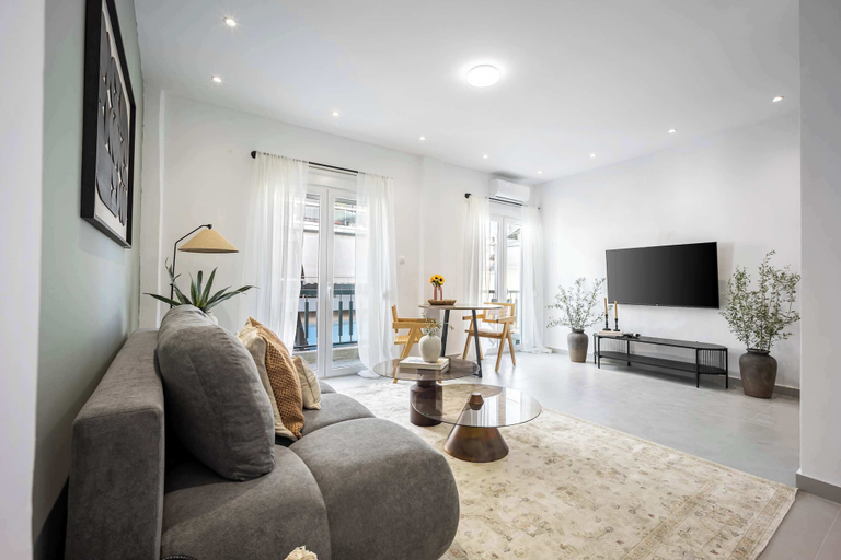 Living area 5, Spacious 1BR with Balcony l No Elevator, Attica