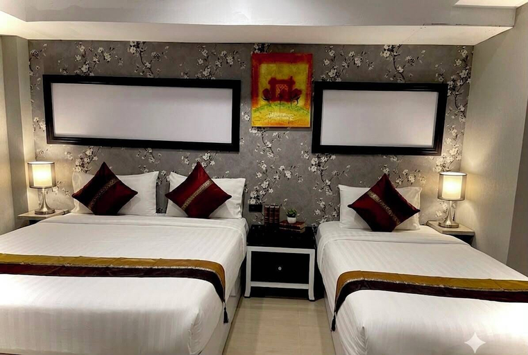 Bedroom 3, hotel lucky palace, Wattana