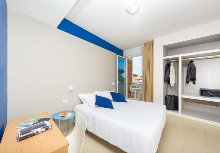 Bedroom 4, L Alba Hotel, Lucca