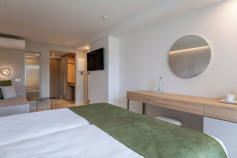 Bedroom 3, Iberostar Waves Creta Panorama & Mare, Crete