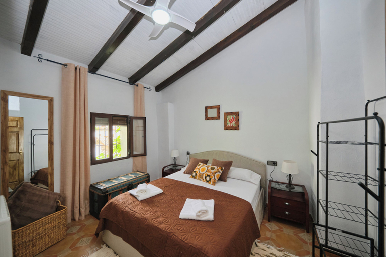 Room 4, Casa Mathilda, Granada