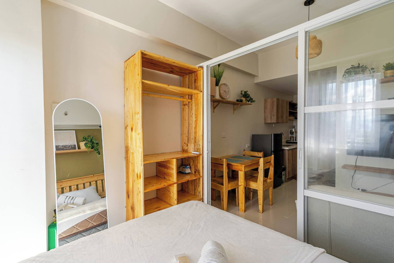 Room 3, Cozy and Nature-inspired Studio Unit, Lapu-Lapu City