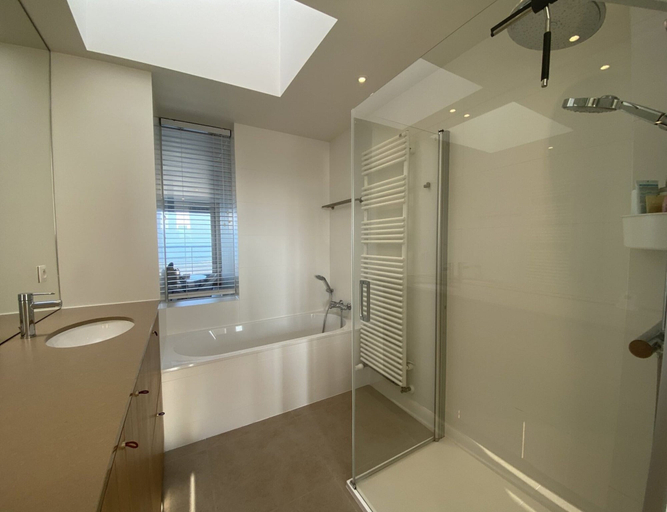 Bathroom, Apartment Near Marina Nieuwpoort, West-Vlaanderen