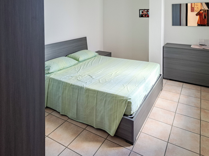 Room 5, Villetta Cairoli, Lecce