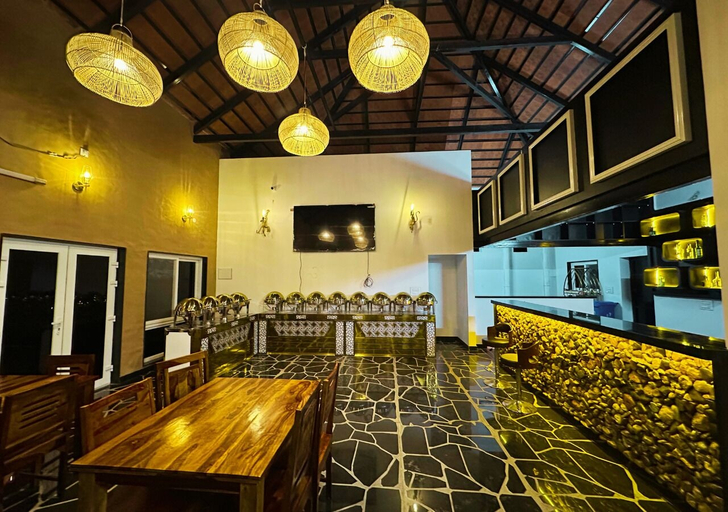 Dining 4, Vanasiri Resort by Travent Mug, Ramanagara