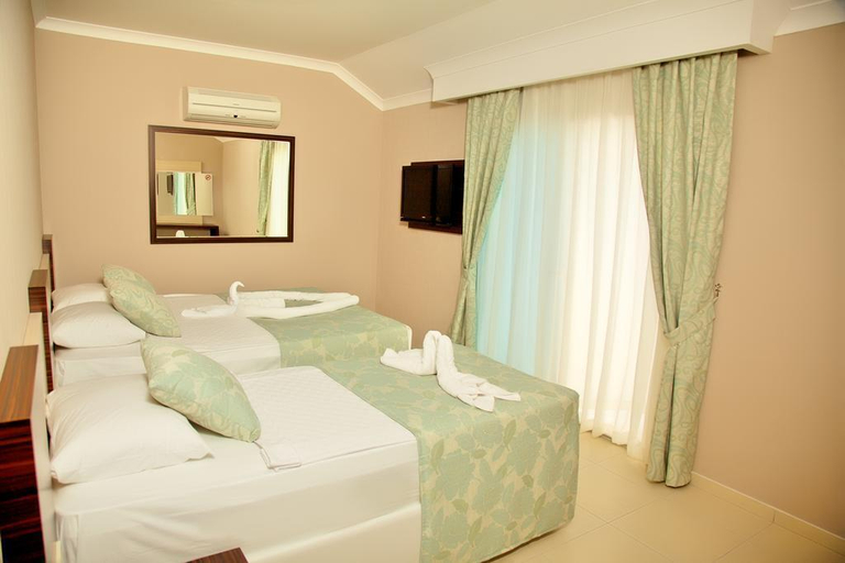 Bedroom 2, Konakli Nergis Hotel, Alanya