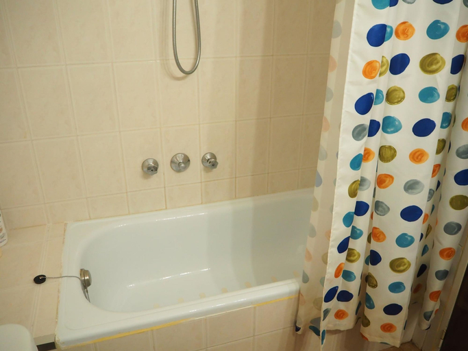 Room 5, Apartament a La Molina Grans Vistes Llar de foc, Girona