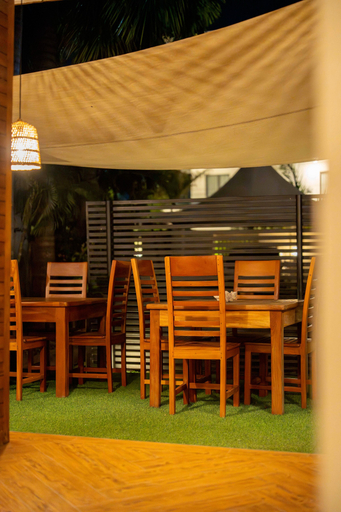Outdoor dining 5, MG Hotel Apartments, Kinondoni