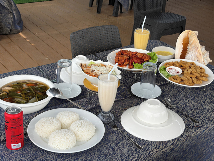 Food & Drinks 5, Floating Home in Reef Resort Unit 7, Samal City