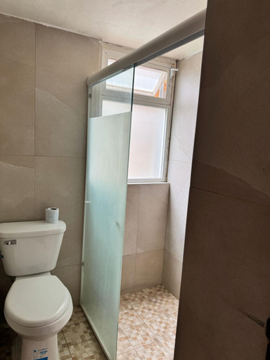 Bathroom 3, HOTEL FLAMINGOS DE CIUDAD GUZMAN, Ciudad Guzman