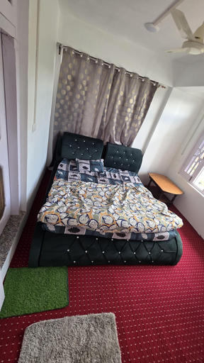 Room 5, Khen Pahar Restaurant and Stay Inn Hotel, Shupiyan