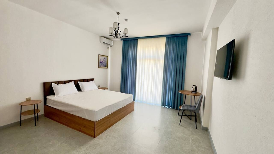 Room 5, Humor Hotel, Tashkent City