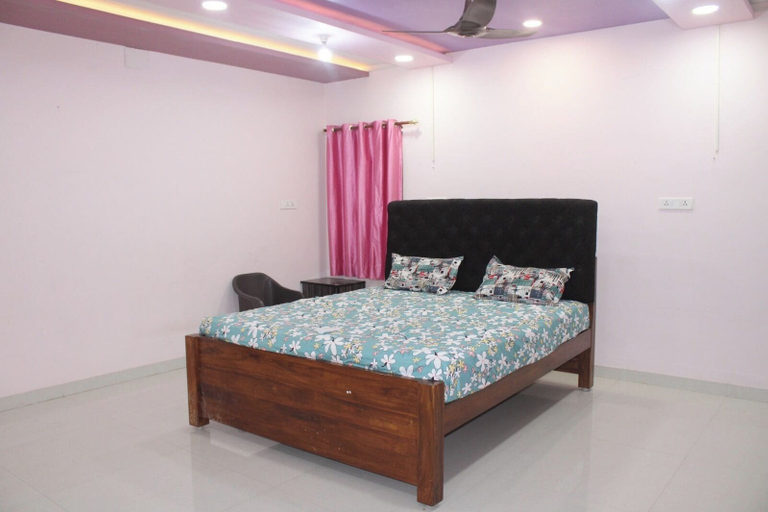 Room 4, S L Homestay, Tiruvannamalai
